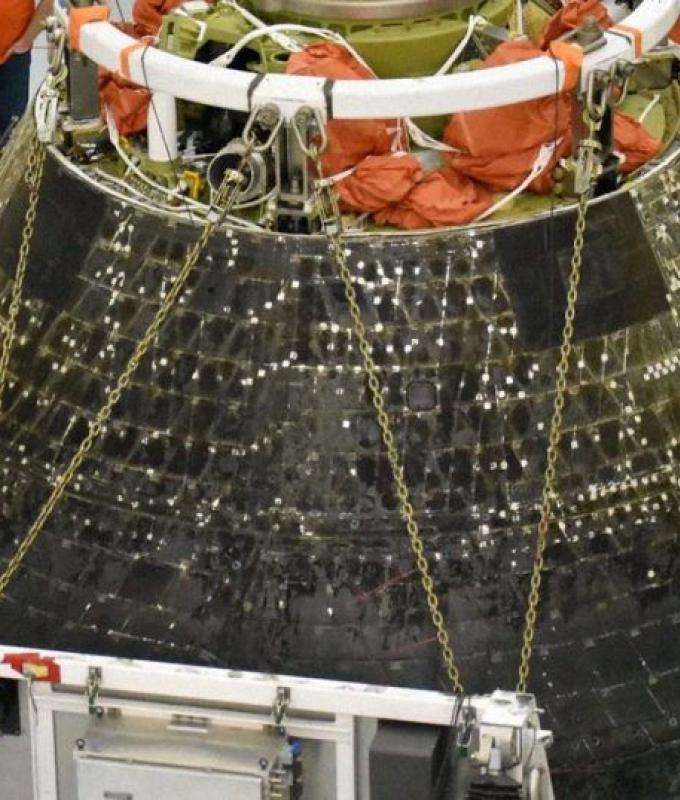 Ispettore della NASA allarmato per gli estesi danni allo scudo termico del veicolo lunare dell’astronauta