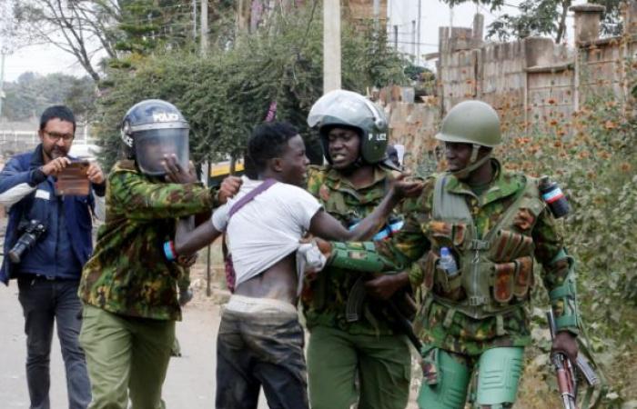 Urgente! Sparatoria – In Kenya un agente di polizia, scontento del verdetto, spara al magistrato e lo ferisce
