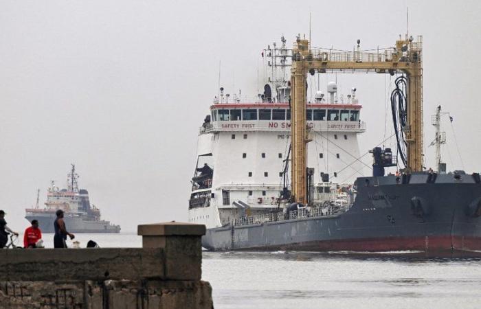 Guerra in Ucraina: cos’è la “flotta fantasma”, queste navi russe prese di mira dalle nuove sanzioni?