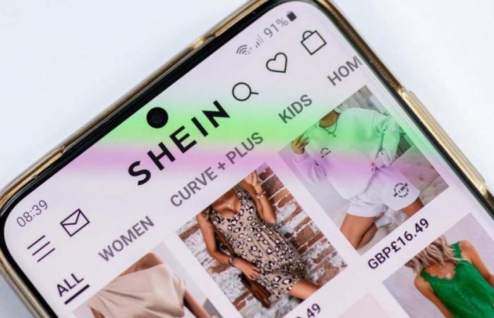 Il colosso cinese del fast fashion Shein ha improvvisamente aumentato i prezzi dei suoi vestiti e delle sue scarpe