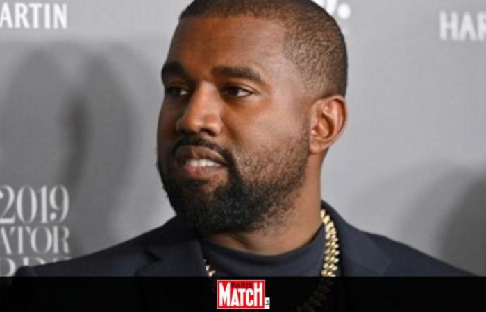 Kanye West e Bianca Censori stupiscono ancora con la loro scelta di abbigliamento