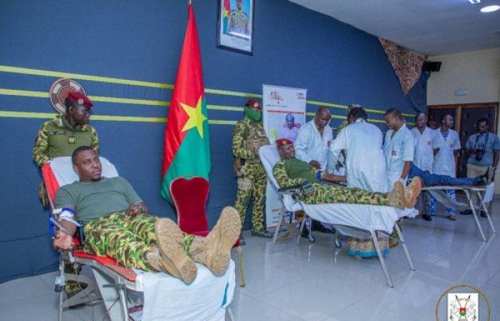 Giornata mondiale del donatore di sangue: il presidente del Faso dà l’esempio