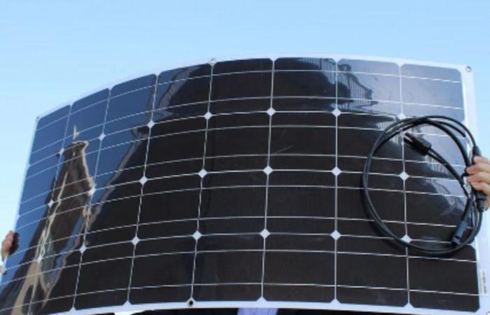 AliExpress reagisce e offre questo pannello solare flessibile ad un prezzo incredibile