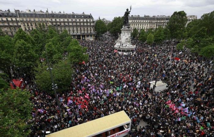 NELLE IMMAGINI | Centinaia di migliaia di francesi manifestano contro l’estrema destra