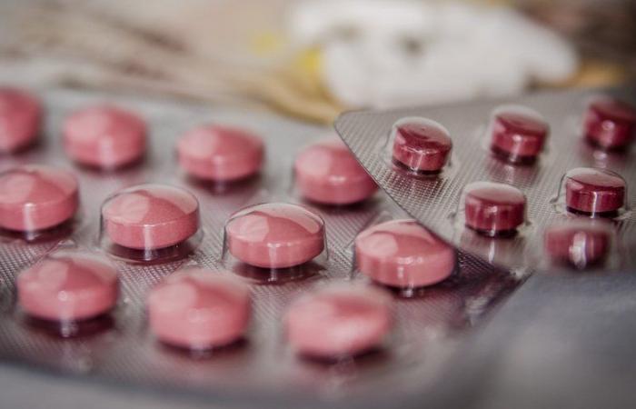 Rischio contagi gravi: è sotto inchiesta il farmaco analgesico più venduto in Spagna, già vietato in Francia