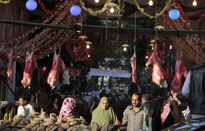 Egitto: Al Cairo, l’inflazione dei prezzi del bestiame rovina l’Eid al-Adha