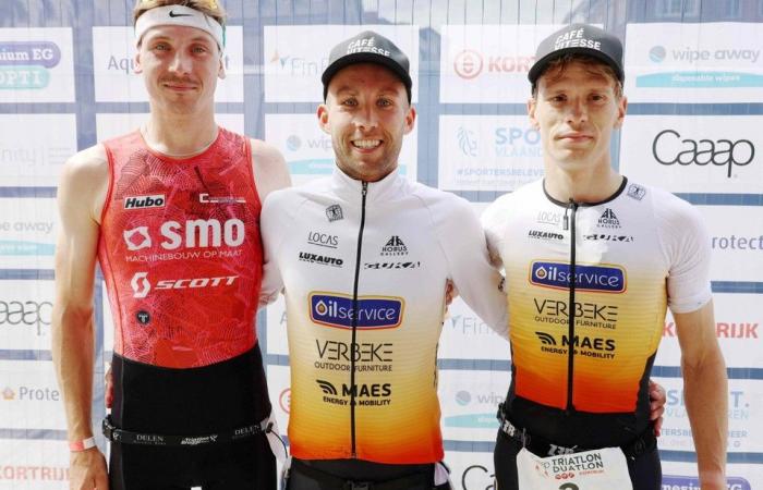 Dolblije Sven Vandenbroucke pakt tweede triatlonzege van het seizoen: “Ik wist dat ik op dit cours het verschil kon maken” (Brugge)