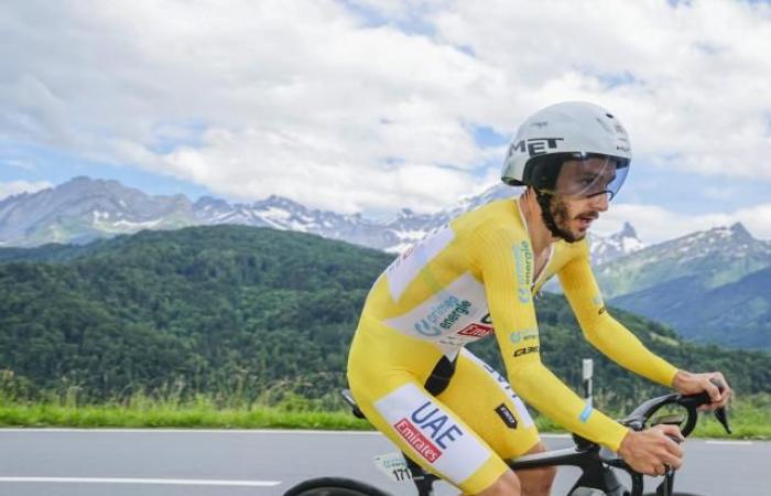 Joao Almeida vince la cronometro finale del Tour de Suisse, Adam Yates vince la finale generale