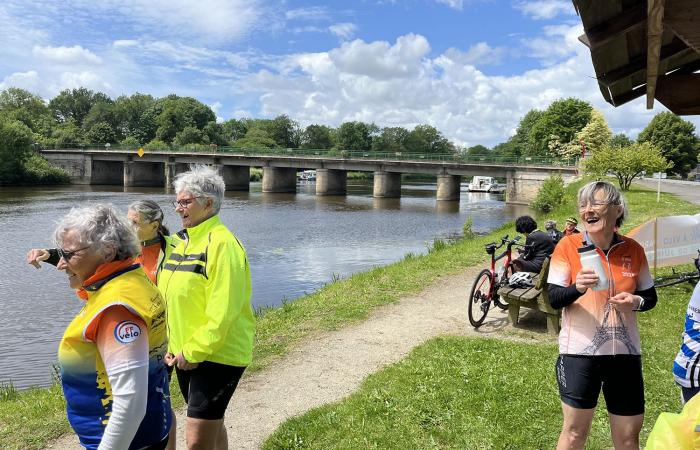 Insieme in bicicletta – Il racconto del viaggio itinerante dal Morbihan a Parigi