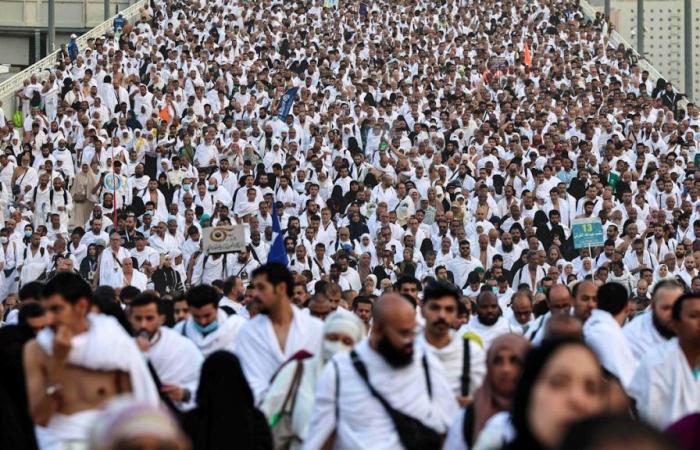 I fedeli musulmani celebrano il primo giorno dell’Eid alla Mecca