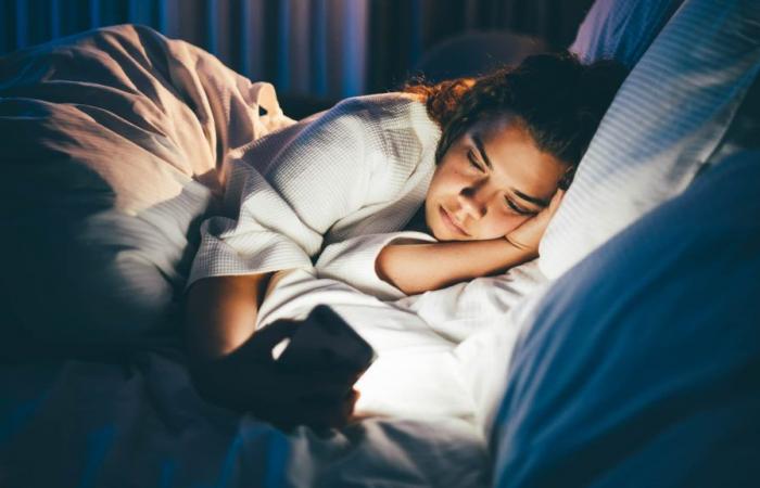 Modalità notturna sugli smartphone, davvero così efficace?