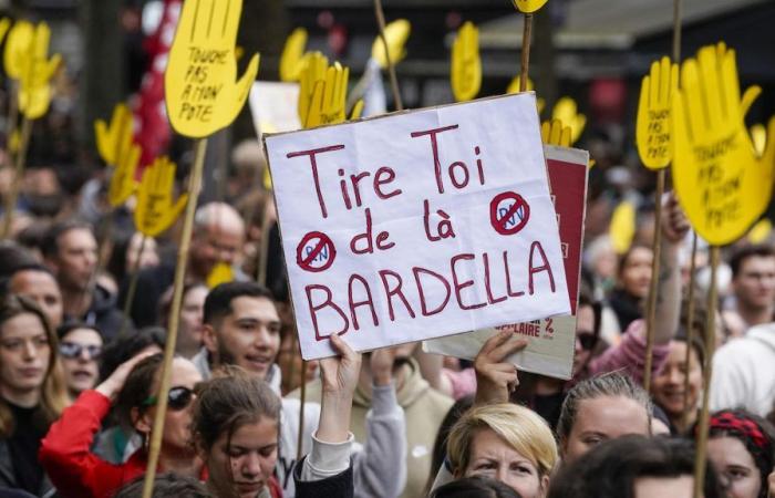 In Francia, giornata di manifestazioni contro l’estrema destra