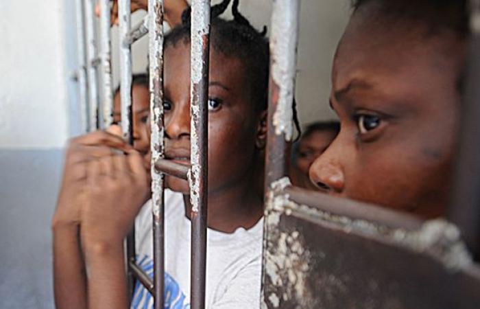 Carceri, commissariati: una commissione parlamentare d’inchiesta per vederci chiaro | Gabonreview.com