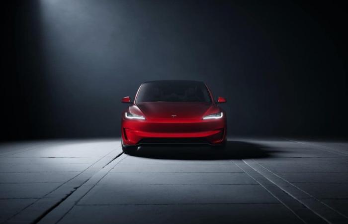 Il prezzo della Tesla Model 3 aumenterà davvero?