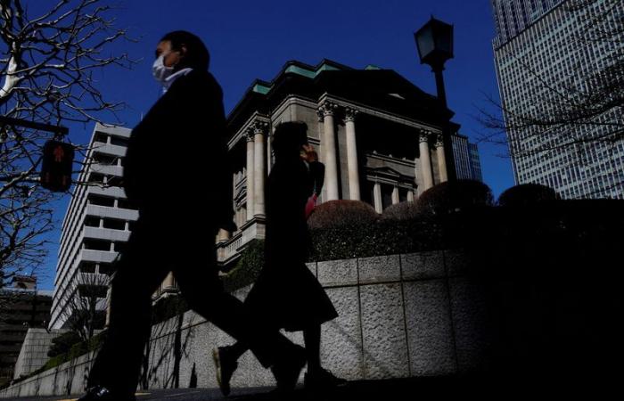 La Banca del Giappone avverte gli istituti di credito delle potenziali conseguenze dell’aumento dei tassi di interesse