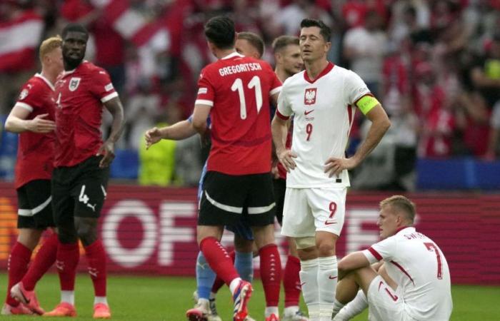 EM – Polen trotz Lewandowski-Rückkehr als erstes Team ausgeschieden – Österreich feiert Sieg