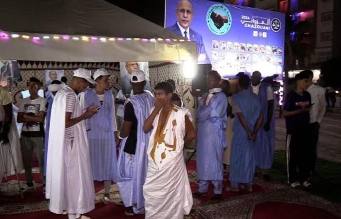 Mauritania: griot, tende, decibel… gita notturna nell’atmosfera della campagna elettorale