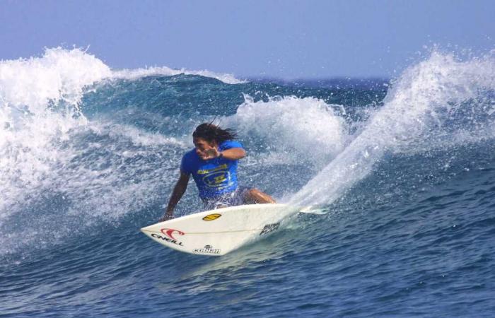 Il surfista e attore Tamayo Perry ucciso nell’attacco di uno squalo alle Hawaii: NPR