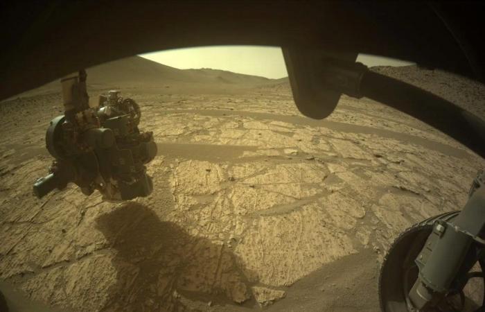 Il rover marziano Perseverance della NASA svela i misteri geologici di Bright Angel