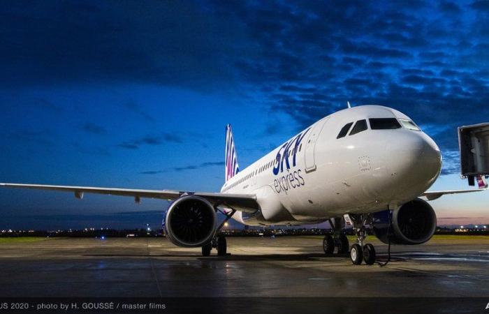 Airbus: il produttore di aerei rivede al ribasso le previsioni di consegna, il titolo crolla in borsa
