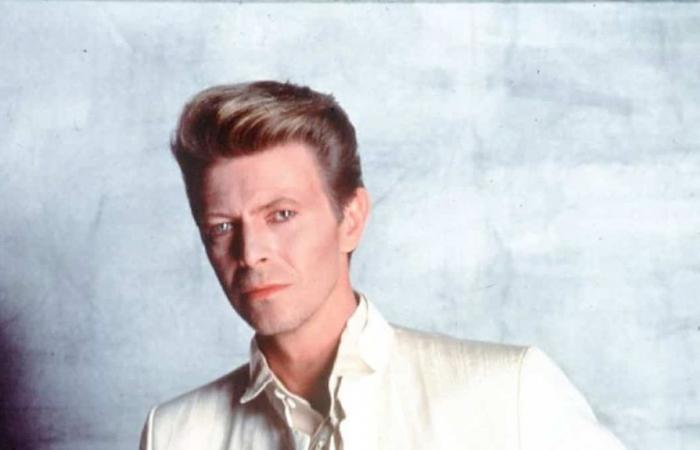 Biografia di David Bowie: Tra successo, eccentricità ed eccesso