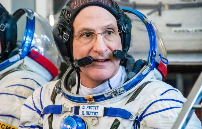 A 69 anni, l’astronauta più anziano trascorrerà sei mesi nello spazio