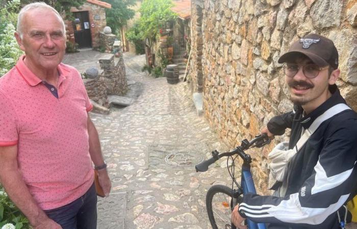 “Rischiamo un grave incidente”: a Castelnou, nei Pirenei Orientali, i ciclisti devono smontare