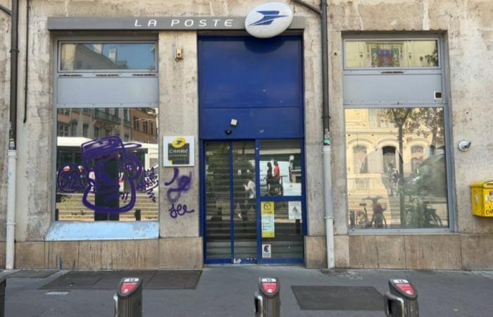 l’ultimo ufficio postale del 1° arrondissement chiuderà i battenti quest’estate