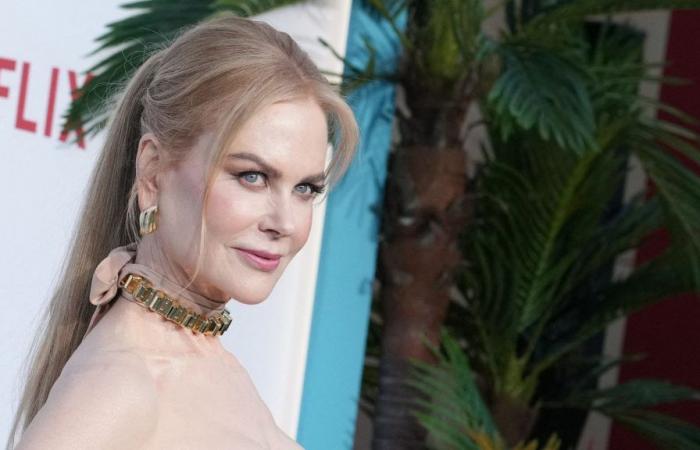 Nicole Kidman, 57 anni, sembra divina in un abito aderente iridescente