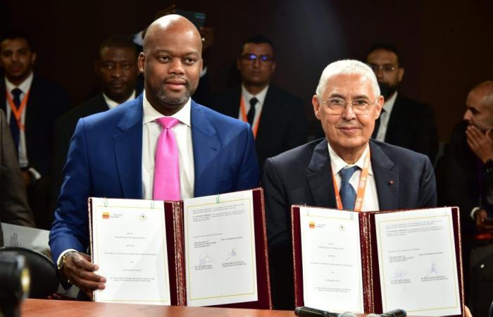 Il gruppo bancario Attijariwafa e il Segretariato dell’Area di libero scambio continentale africana (AfCFTA) firmano un memorandum d’intesa per accelerare gli impatti dell’AfCFTA e facilitare il commercio e gli investimenti nel continente africano