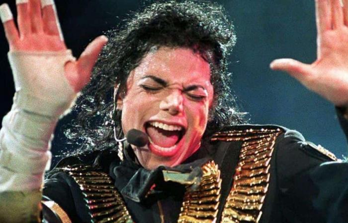 Al momento della sua morte, Michael Jackson aveva un debito di oltre 500 milioni di dollari