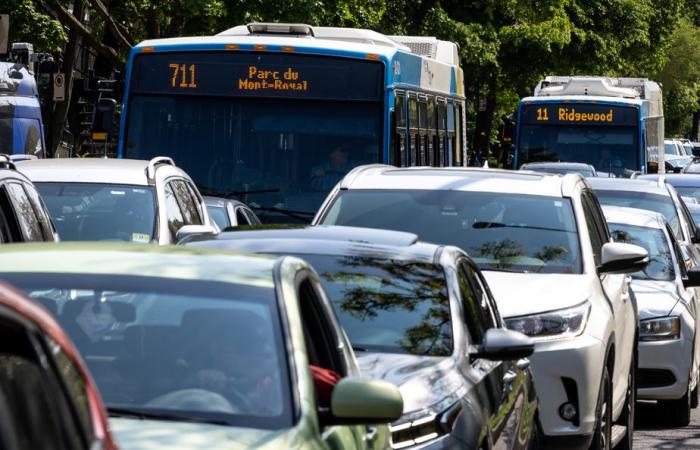 Finanziamenti per il trasporto pubblico | I funzionari eletti di Montreal raccomandano un aumento delle tasse sul carburante