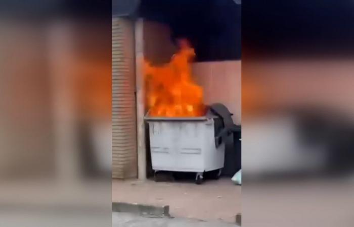 Nelle Fiandre giovani filmano un piccolo incendio di spazzatura che distrugge un intero complesso sportivo: arrestate tre persone