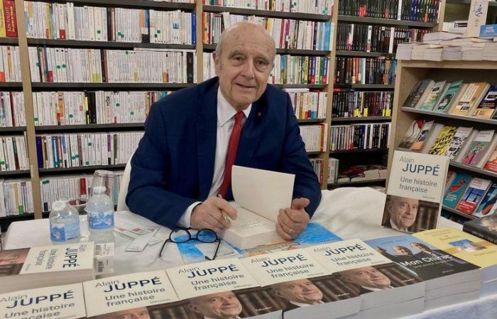 “Non sono sicuro che farò un secondo volume delle mie memorie”: Alain Juppé firma libri a Caumes a Millau