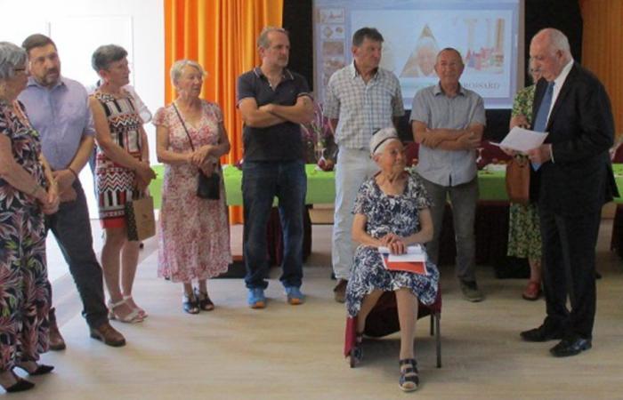 A Luçay-le-Mâle, Paulette Brossard ha festeggiato il suo centenario
