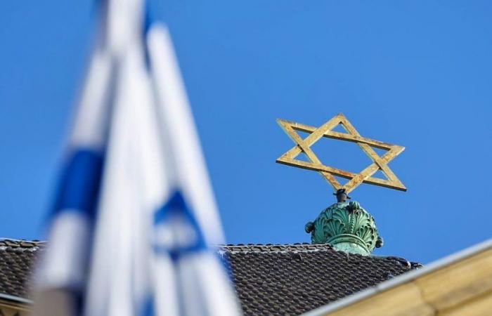 Legislativo: gli ebrei francesi lasciano il paese per la Svizzera di fronte alle crescenti tensioni
