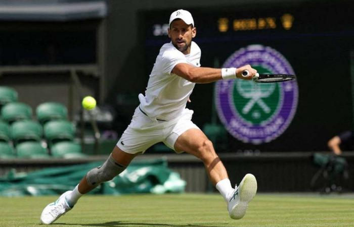 Novak Djokovic ben presente a Wimbledon, affronterà una partita di qualificazione al primo turno