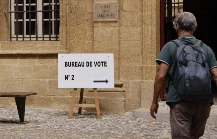 101 uffici, 300mila euro di fattura: i numeri delle elezioni legislative di Aix-en-Provence