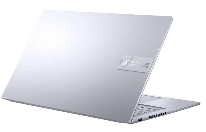Nuovo Asus VivoBook 17X N3704VA-AU128W da € 1.299, laptop sottile e leggero in alluminio argento da 17″ con potente Intel Core i9-H con SSD da 1 TB e 32 GB di RAM