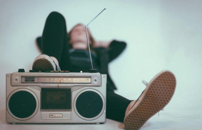 La radio francese sta passando al digitale, butta via le tue vecchie radio FM