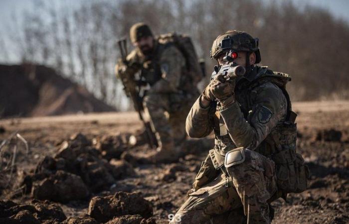 Guerra in Ucraina: tensioni dopo il rafforzamento delle truppe ucraine al confine, la Bielorussia denuncia “minacce reali”
