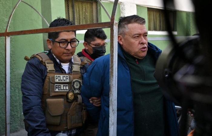 Bolivia: carceri di massima sicurezza per i tre presunti leader del fallito golpe