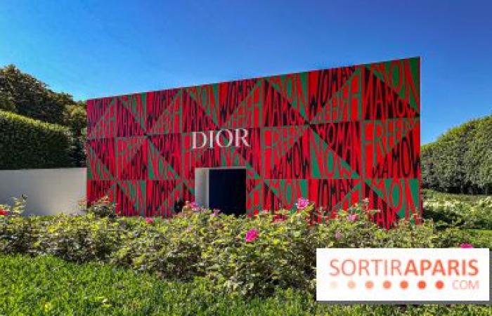 Haute Couture Fashion Week: la scenografia della sfilata Dior al Museo Rodin di Parigi – ultimo giorno