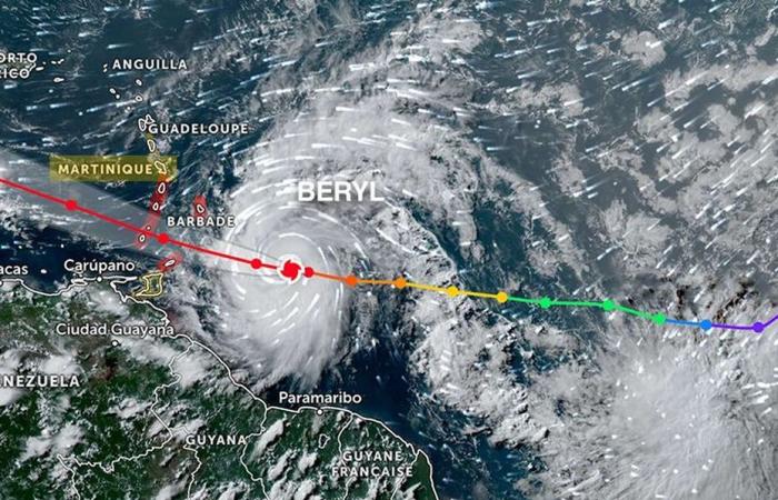 Uragano Beryl: la Martinica entra in allerta arancione per la sommersione delle onde e gialla per vento e forti piogge