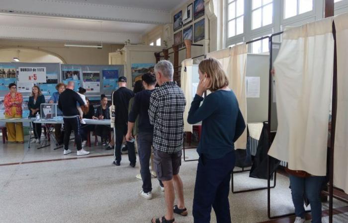 Primo turno delle elezioni legislative in Seine-et-Marne: la partecipazione è aumentata a mezzogiorno