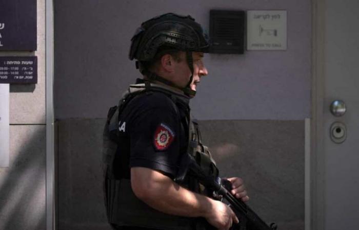 Serbia: due uomini arrestati dopo l’attacco davanti all’ambasciata israeliana