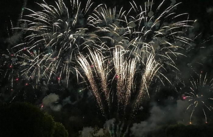 Fuochi d’artificio del 14 luglio da Elancourt, la Verrière e Maurepas il 13 luglio 2024