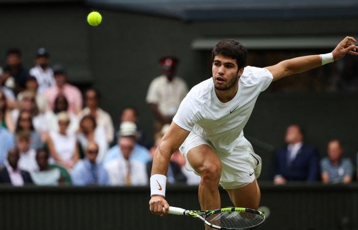 Carlos Alcaraz: ‘Voglio sedermi allo stesso tavolo dei tre grandi.’ Lo spagnolo traccia il percorso verso la grandezza in vista di Wimbledon