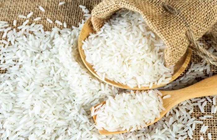 Birmania: arrestato il capo di un supermercato giapponese per truffa sul prezzo del riso