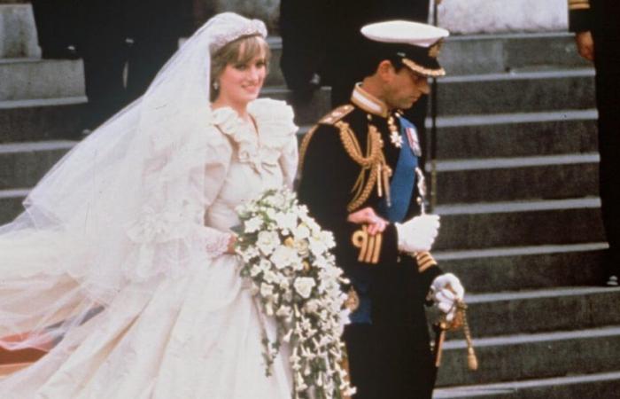 Matrimonio di Carlo e Diana: quest’altro abito da sposa, molto diverso, che avrebbe potuto indossare la principessa del Galles